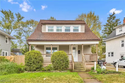549 E Broad St, Elyria, OH 44035