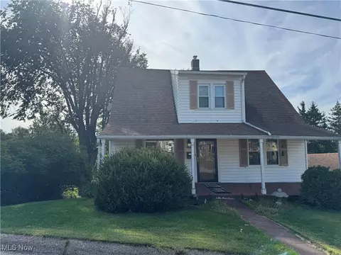 112 Parshall Ave, Saint Clairsville, OH 43950