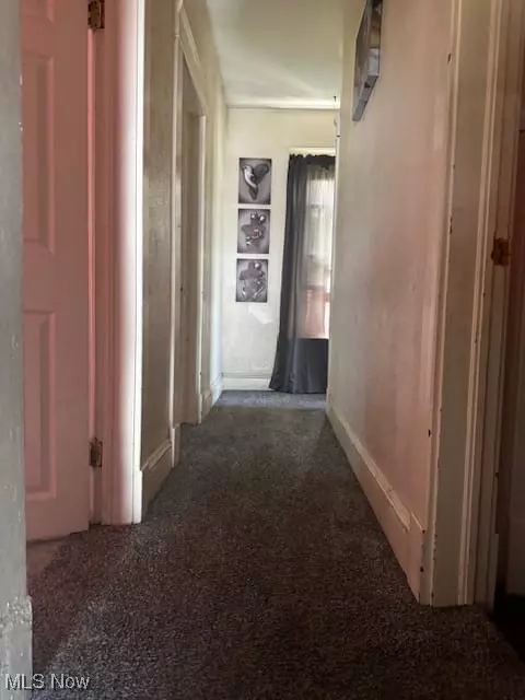 Entry Way - 1717 E 33rd St, Lorain, OH 44055 photo 5 of 5