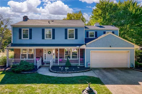 116 W Case Dr, Hudson, OH 44236