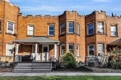 9407 Detroit Ave, Cleveland, OH 44102