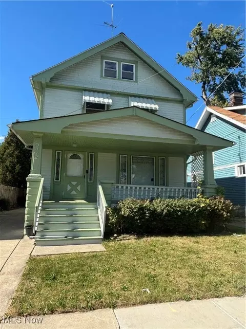 3372 W 90th St, Cleveland, OH 44102