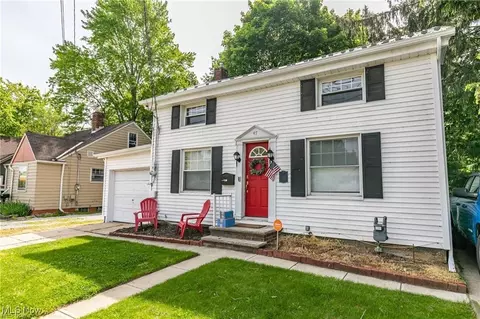 47 Prospect St, Berea, OH 44017