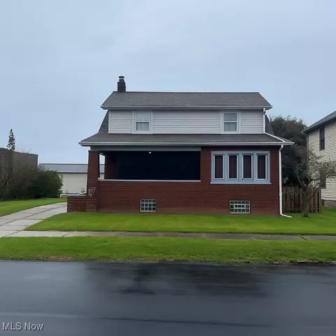 15 S Portland Ave, Youngstown, OH 44509