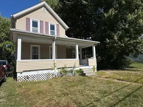 919 W 41st St, Ashtabula, OH 44004 photo 1