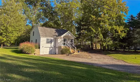 248 Darlington Rd NE, Warren, OH 44484