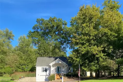 248 Darlington Rd NE, Warren, OH 44484