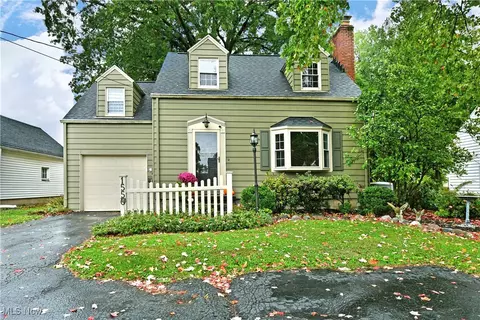 1550 Genesee Ave NE, Warren, OH 44483