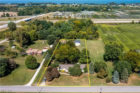 View/Area - 7305 Darrow Rd, Huron, OH 44839 photo 2 of 5