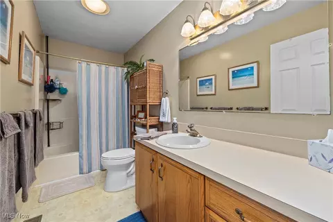 Bath - 7305 Darrow Rd, Huron, OH 44839 photo 2 of 2