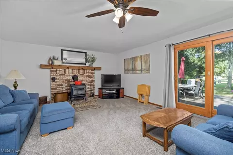 Living - 7305 Darrow Rd, Huron, OH 44839 photo 2 of 4