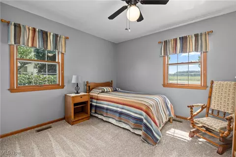 Bedroom - 7305 Darrow Rd, Huron, OH 44839 photo 5 of 9
