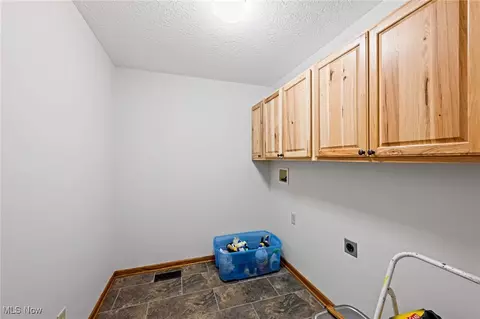 6007 Giddings Rd, Rootstown, OH 44272 photo 18