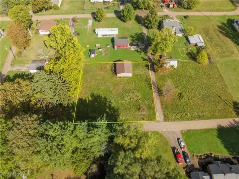 Winchester Street Ne, Alliance, OH 44601