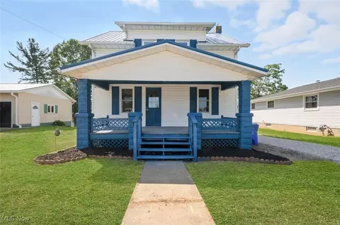 236 N Plum St, Gnadenhutten, OH 44629