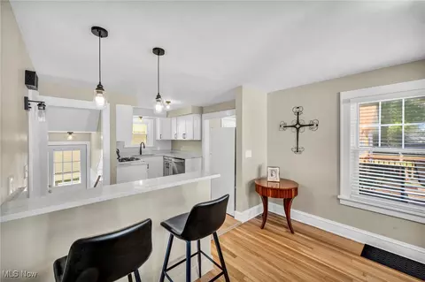Kitchen - 38850 Harmondale Dr, Willoughby, OH 44094 photo 4 of 4