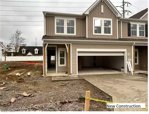 5078 Shepherds Gln, Willoughby, OH 44094
