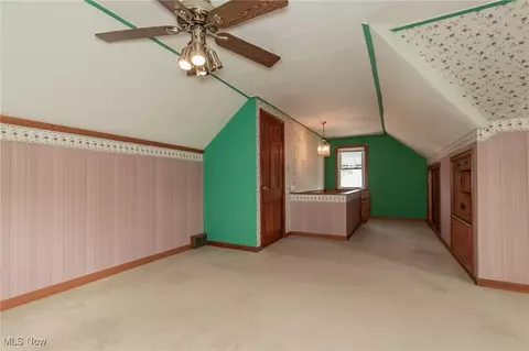 Bedroom - 29967 Phillips Ave, Wickliffe, OH 44092 photo 7 of 8