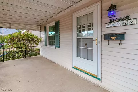 Exterior - 29967 Phillips Ave, Wickliffe, OH 44092 photo 2 of 4