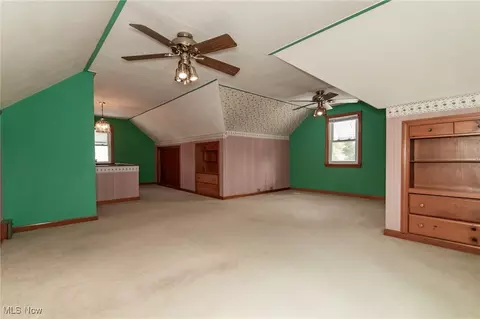 Bedroom - 29967 Phillips Ave, Wickliffe, OH 44092 photo 6 of 8