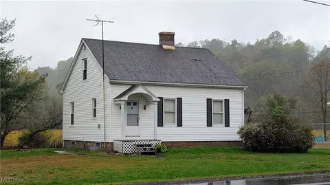 33435 Cadiz Piedmont Rd, Flushing, OH 43977
