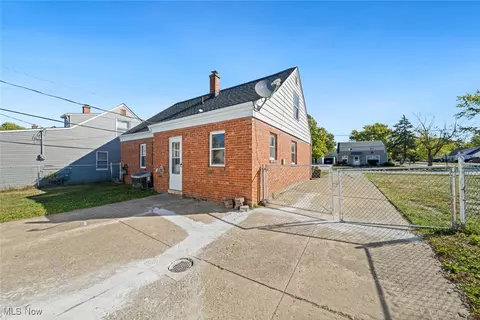 712 E 266 St, Euclid, OH 44132 photo 28