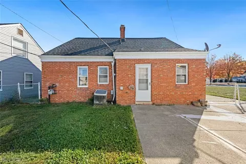 712 E 266 St, Euclid, OH 44132 photo 29