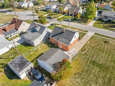712 E 266 St, Euclid, OH 44132 photo 33