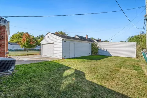 712 E 266 St, Euclid, OH 44132 photo 31