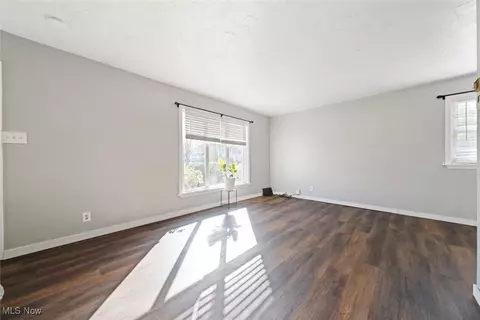 712 E 266 St, Euclid, OH 44132 photo 7