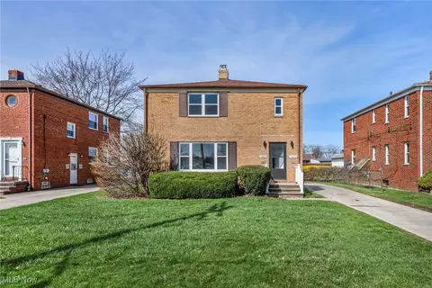 3420 W 210th St, Cleveland, OH 44126