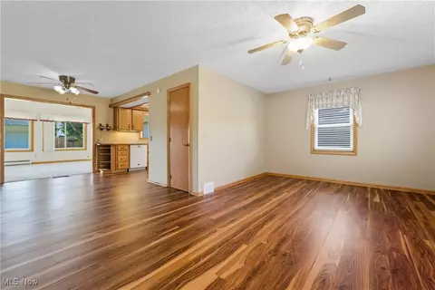 4652 Marcellus St NW, Canton, OH 44708 photo 7
