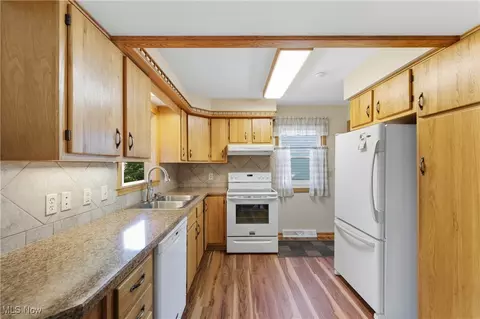 4652 Marcellus St NW, Canton, OH 44708 photo 11
