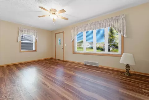 4652 Marcellus St NW, Canton, OH 44708 photo 4