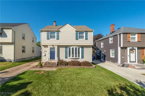 4098 W 57th St, Cleveland, OH 44144
