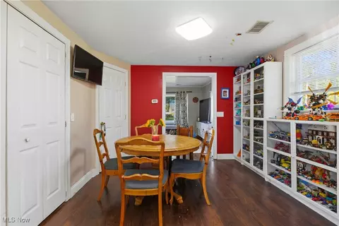 153 Sheriff St, Elyria, OH 44035 photo 7