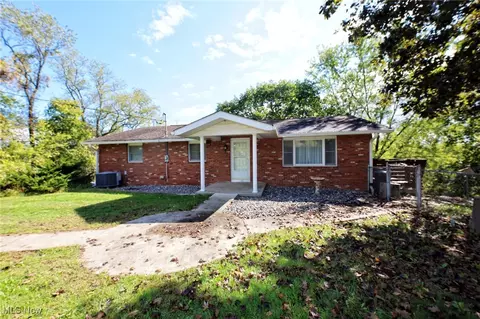 115 Carol Rd, Wellsburg, WV 26070
