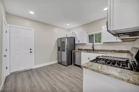Other - 121 Parkview Ct, Elyria, OH 44035 photo 3 of 13