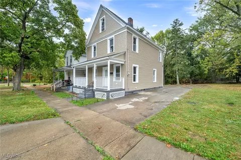 Other - 121 Parkview Ct, Elyria, OH 44035 photo 2 of 13