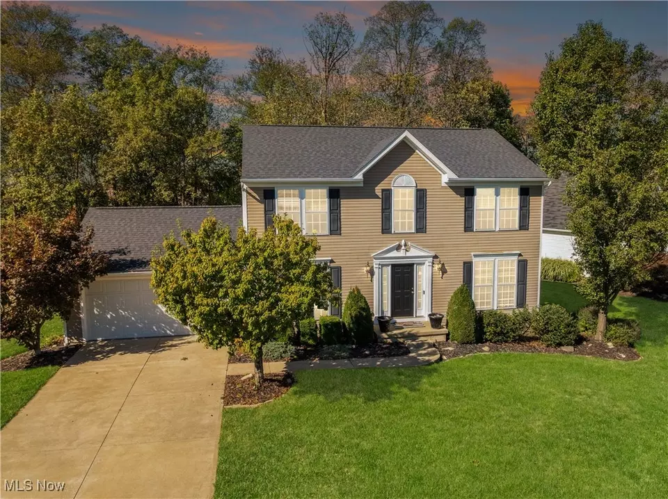 5147 Susetta Ave NW, Canton, OH 44709 | MLS# 5163186 | 27 Photos - Movoto