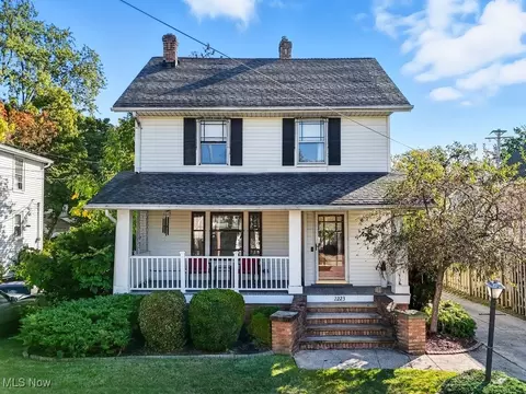 2223 Eldred Ave, Lakewood, OH 44107