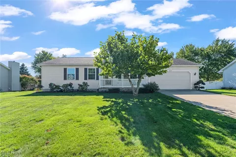 837 Tamwood Dr, Canal Fulton, OH 44614