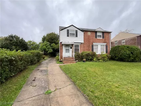 3420 Westbury Rd, Shaker Heights, OH 44120