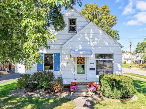 1407 Falls Ave, Cuyahoga Falls, OH 44223