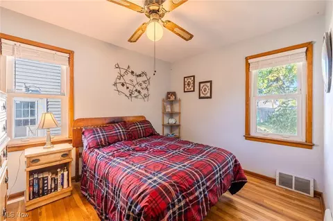 29815 Robert St, Wickliffe, OH 44092 photo 27