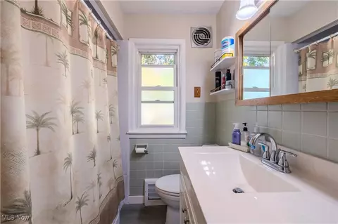29815 Robert St, Wickliffe, OH 44092 photo 21