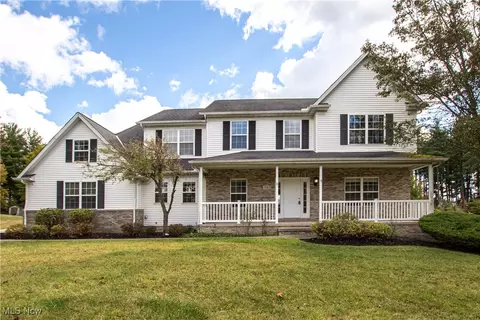 7565 Pinecrest Ln, Solon, OH 44139