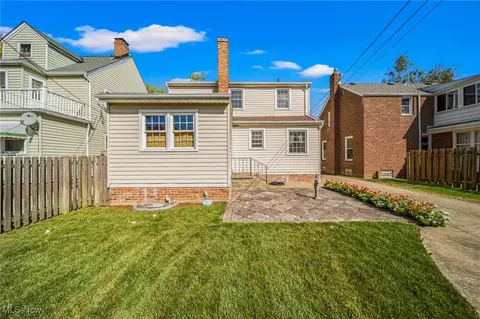 Exterior - 104 E 216th St, Euclid, OH 44123 photo 5 of 11