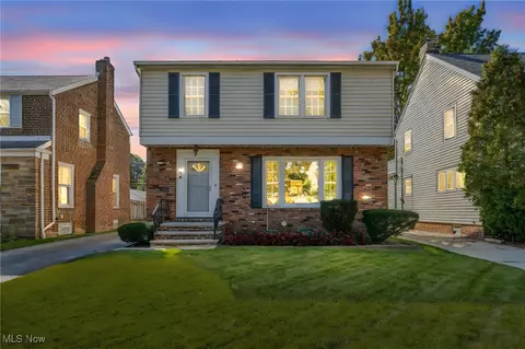 Exterior - 104 E 216th St, Euclid, OH 44123 photo 8 of 11