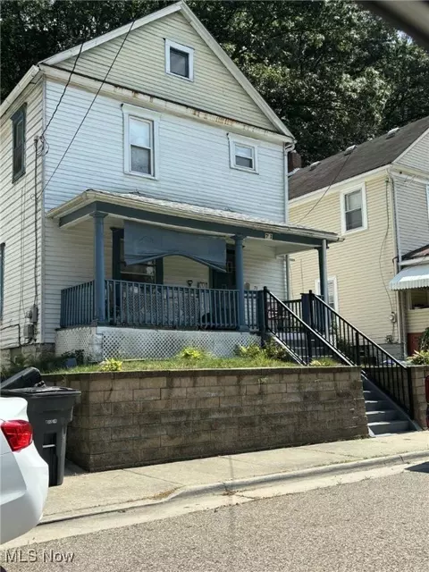 71 Rosalind Ct, Akron, OH 44304